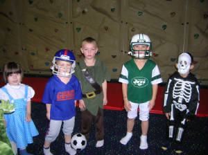 halloweenfamily.jpg